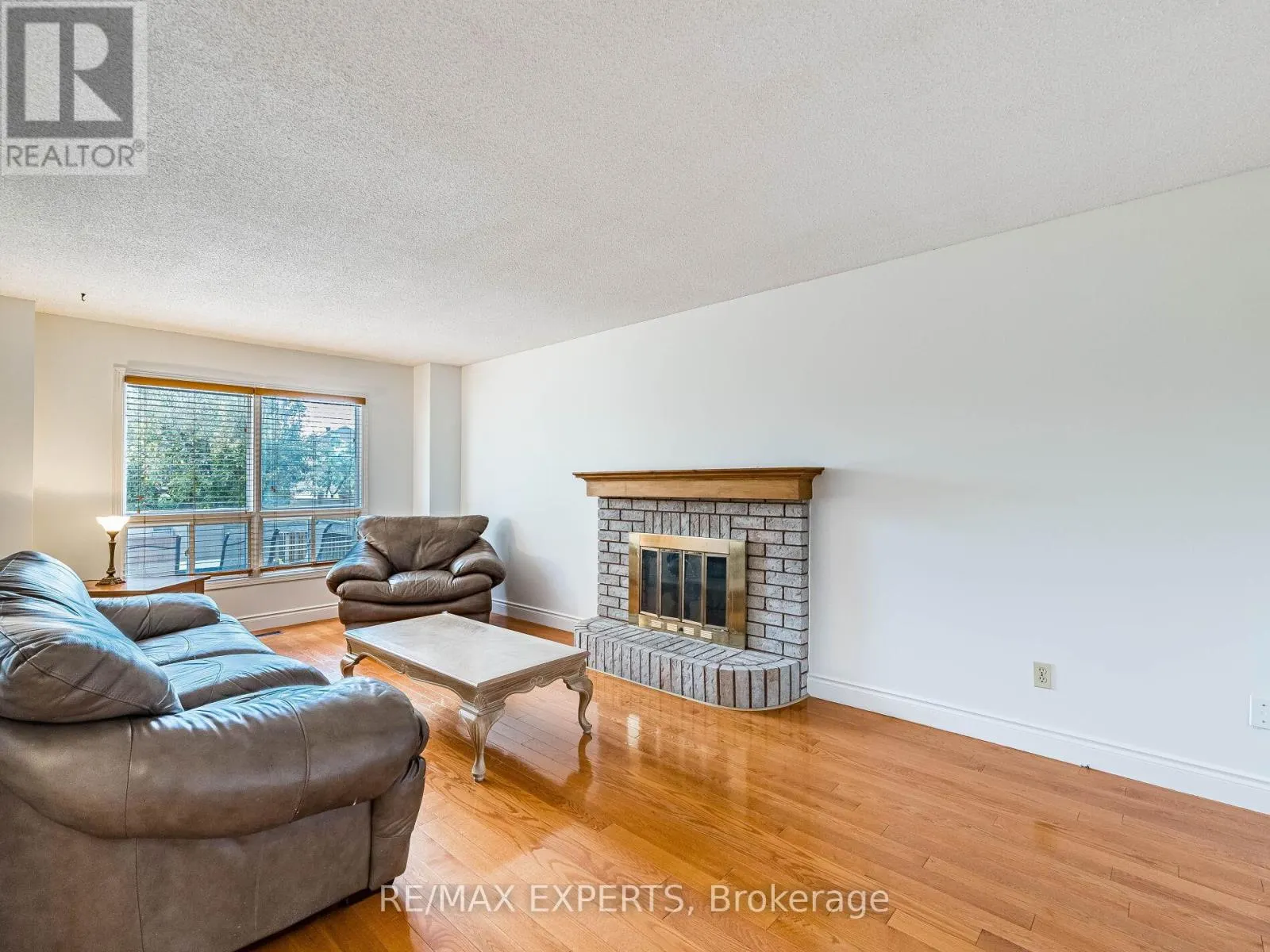 31 MCCABE CRESCENT