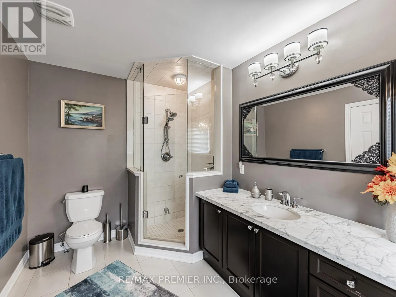 935 TRANSOM CRESCENT