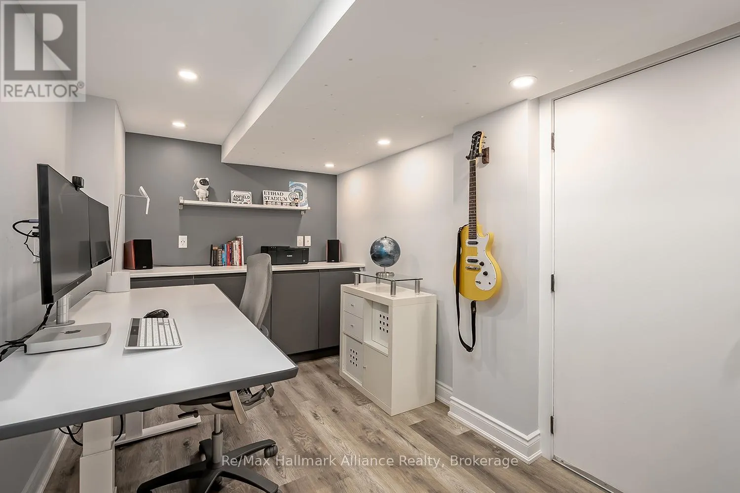 261 GRAYLING DRIVE