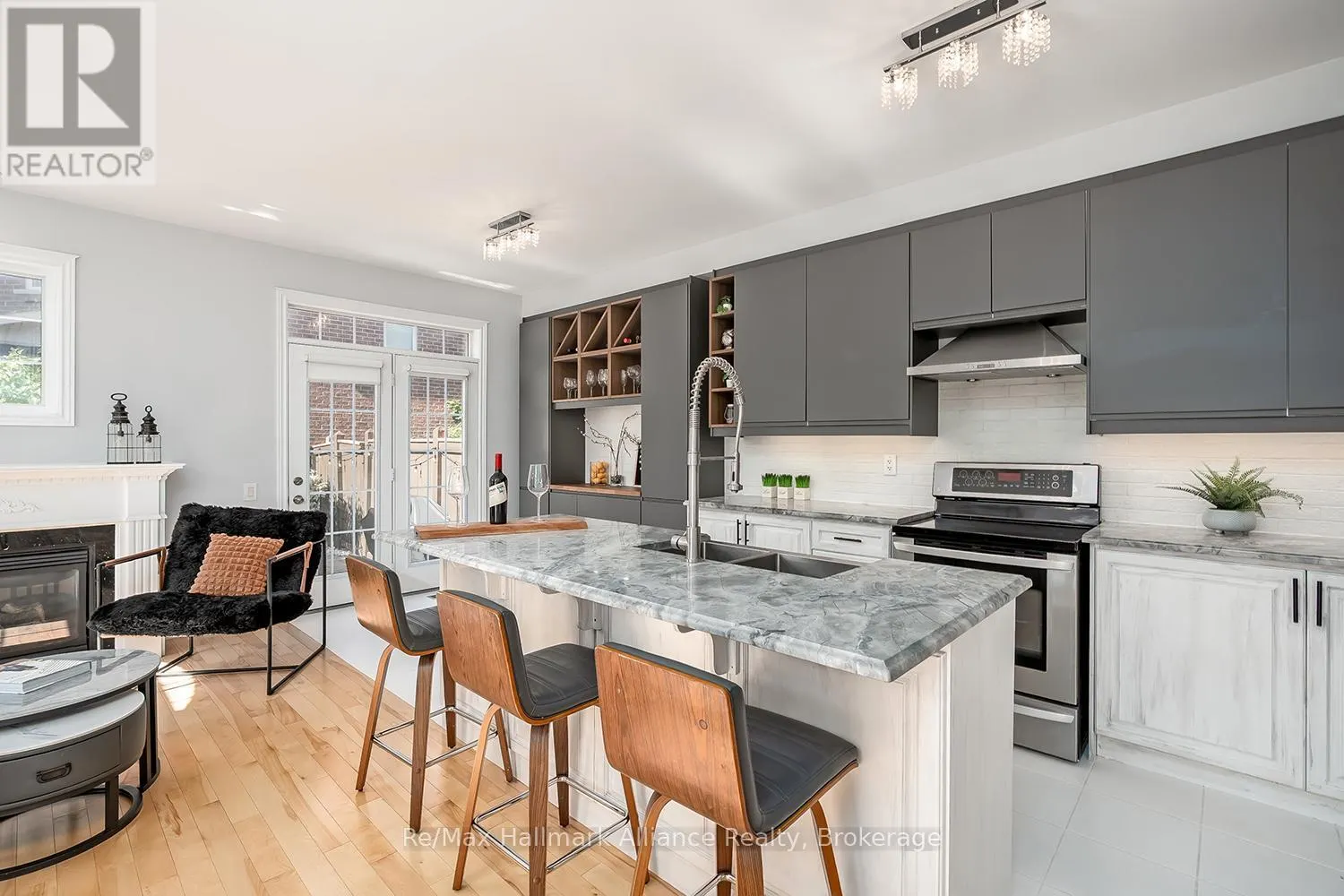 261 GRAYLING DRIVE