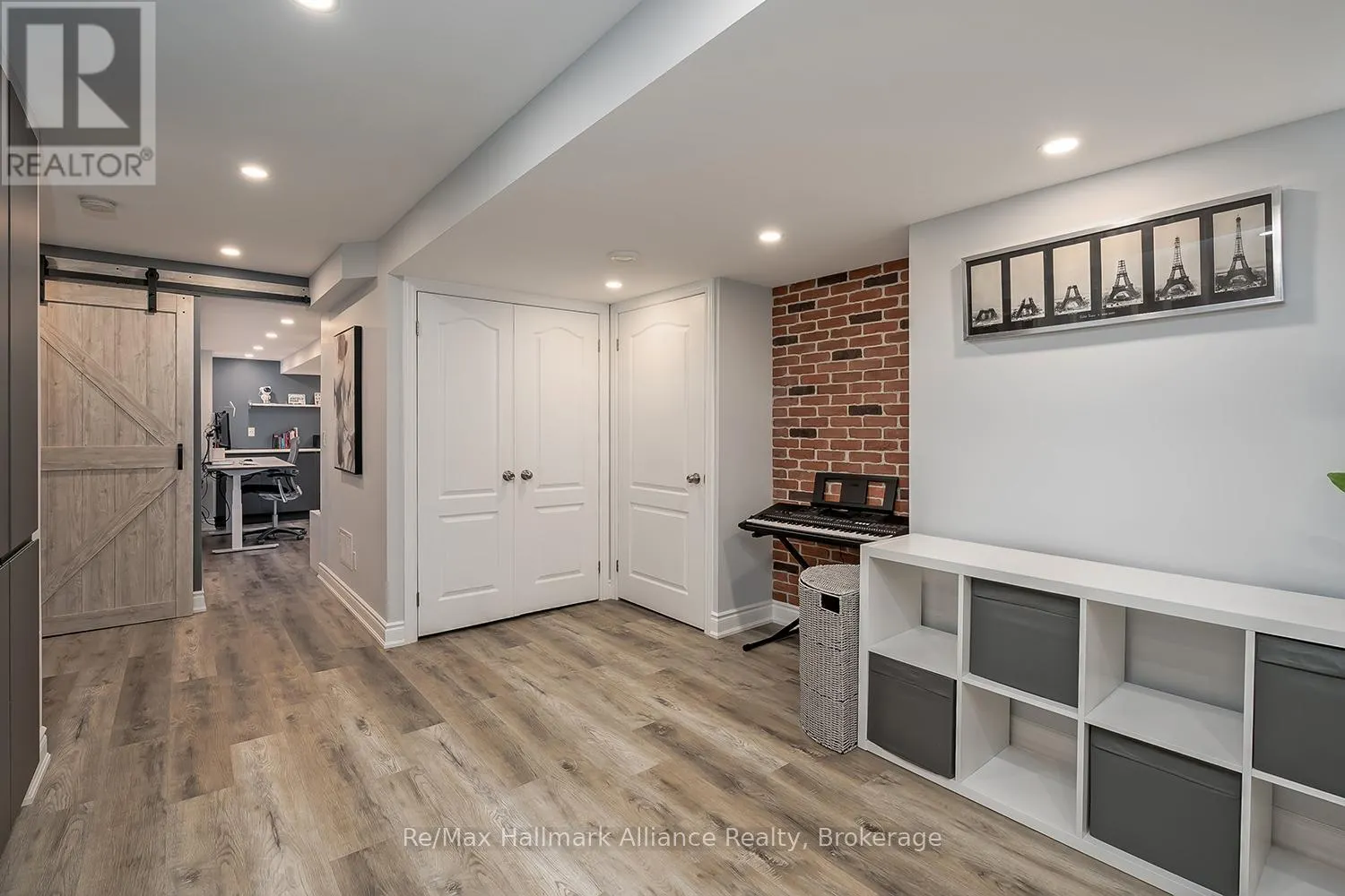 261 GRAYLING DRIVE