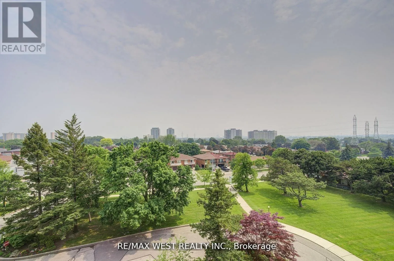 606 - 44 LONGBOURNE DRIVE