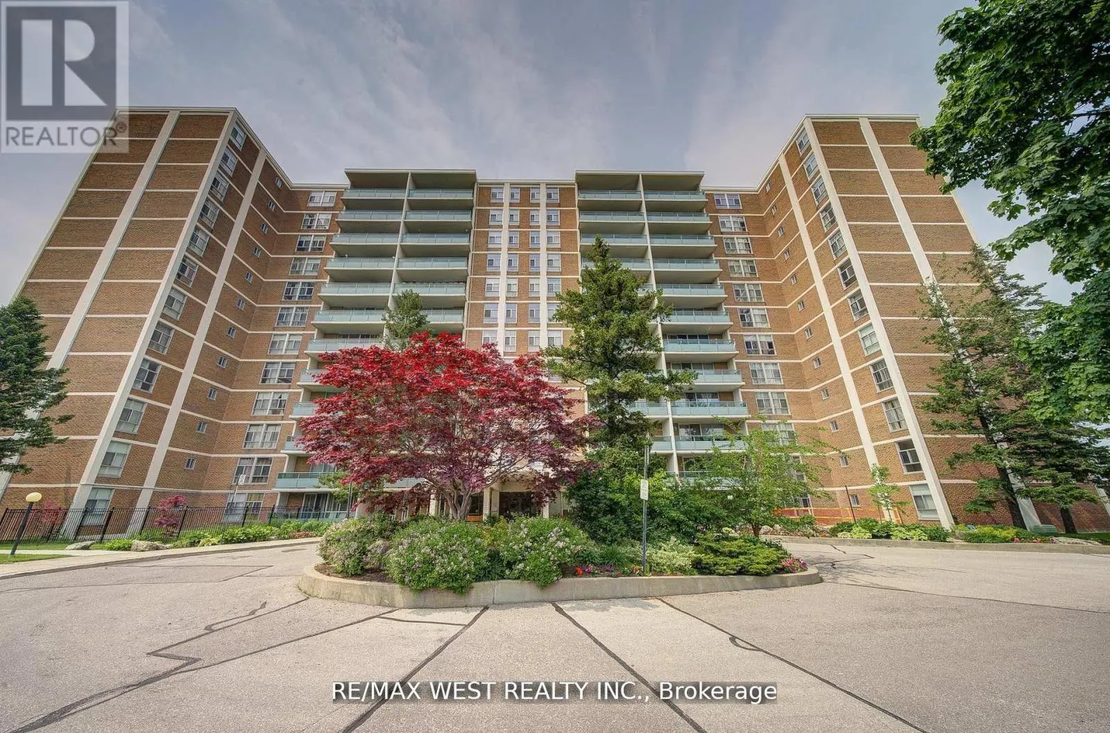 606 - 44 LONGBOURNE DRIVE