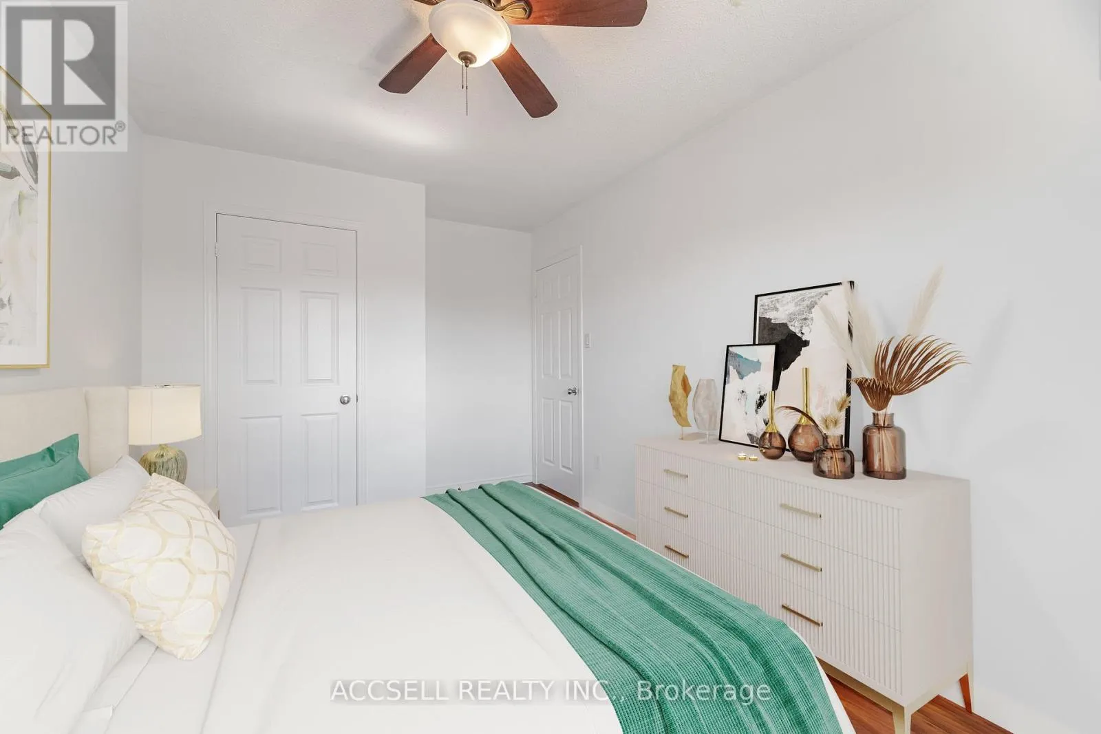 323 PETTIGREW TRAIL