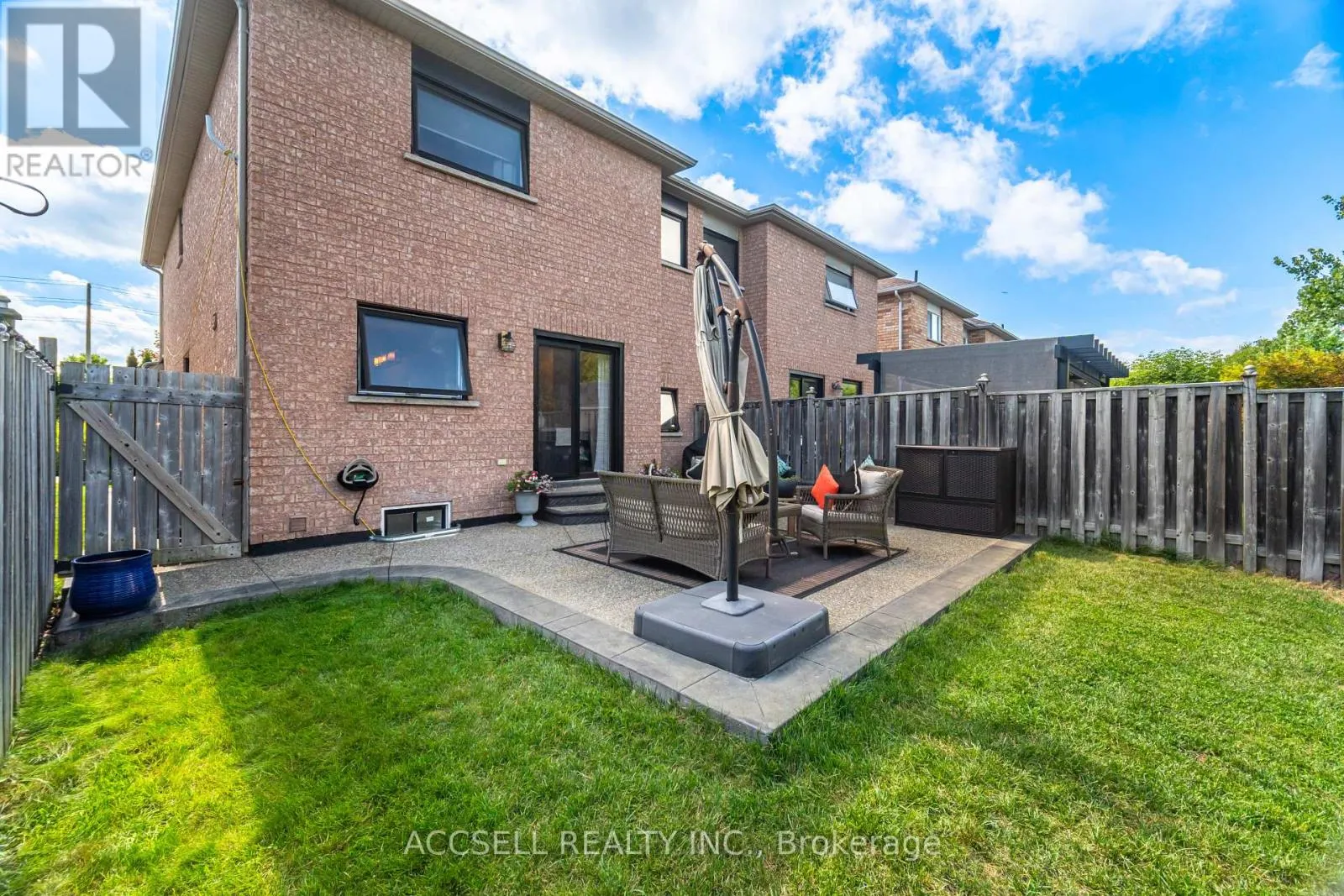 323 PETTIGREW TRAIL