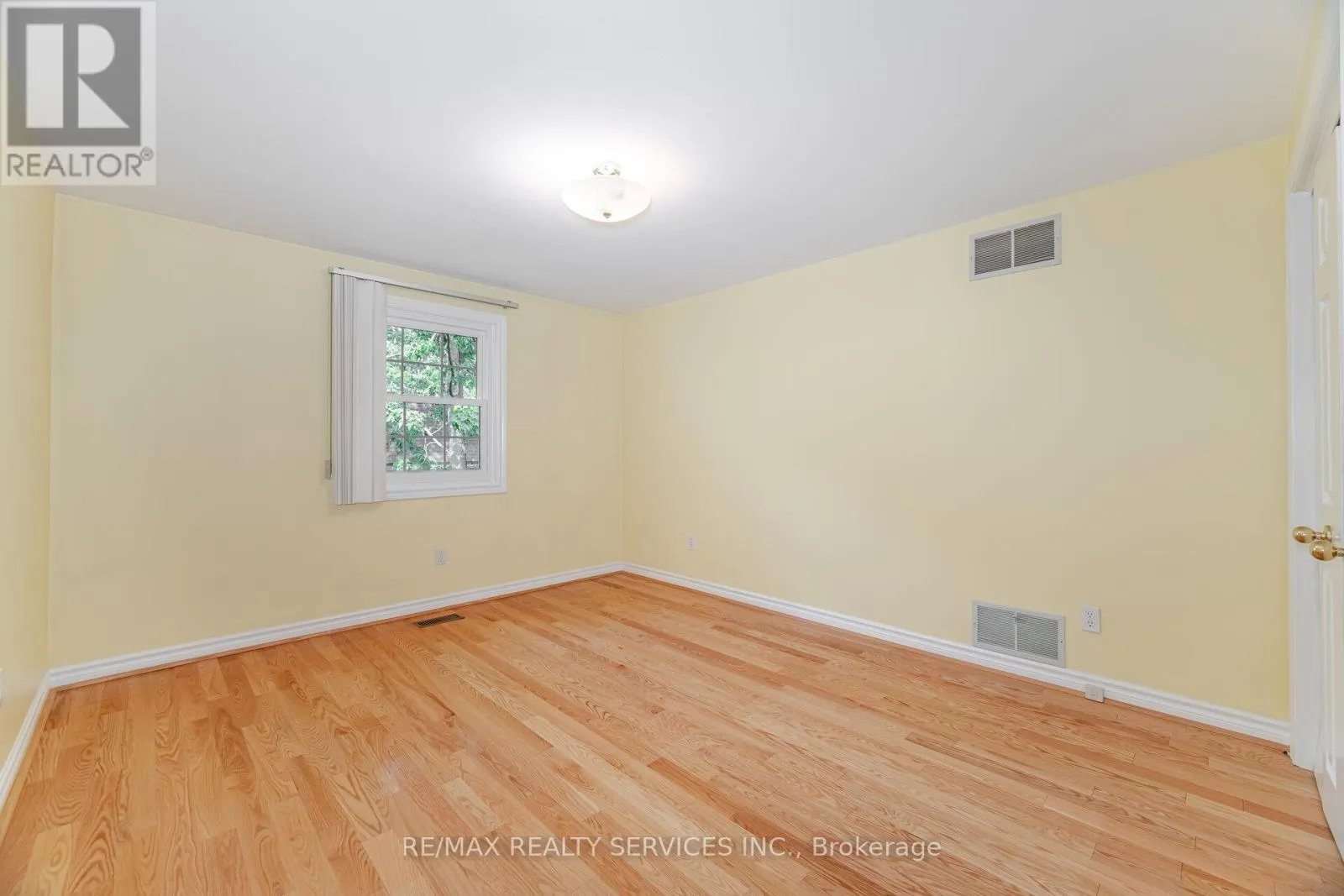 34 PEEL VILLAGE PARKWAY