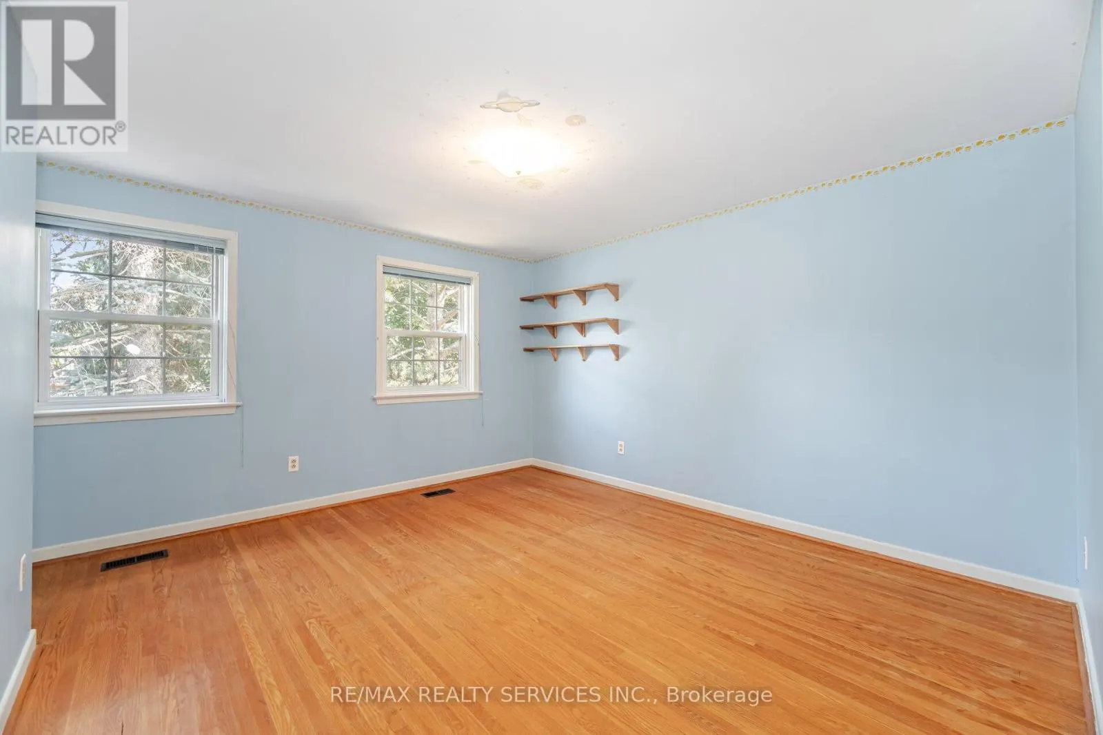 34 PEEL VILLAGE PARKWAY