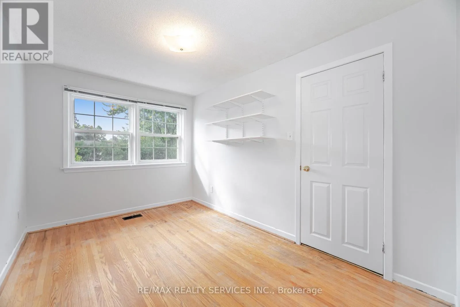 34 PEEL VILLAGE PARKWAY