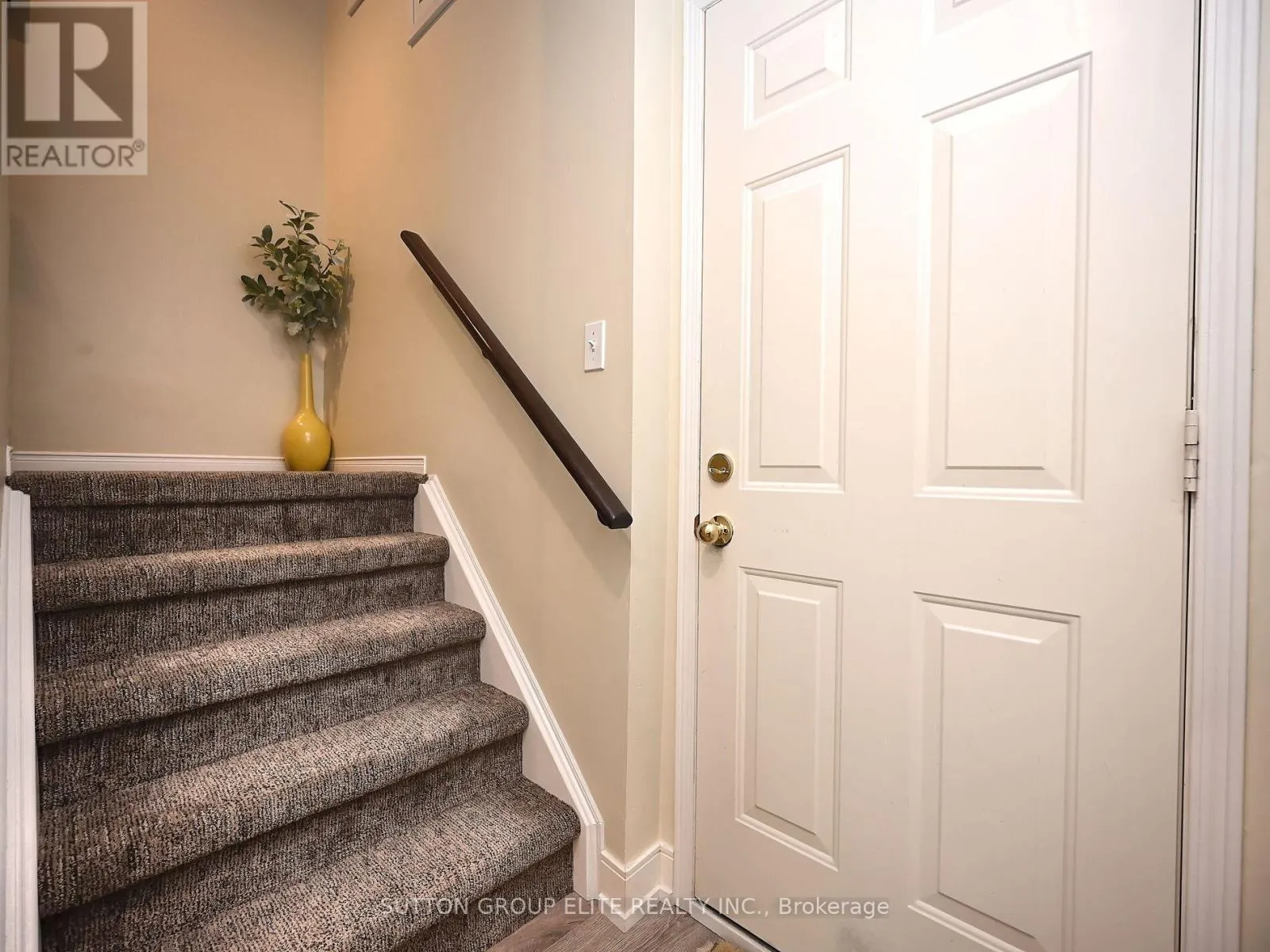 48 - 601 SHORELINE DRIVE
