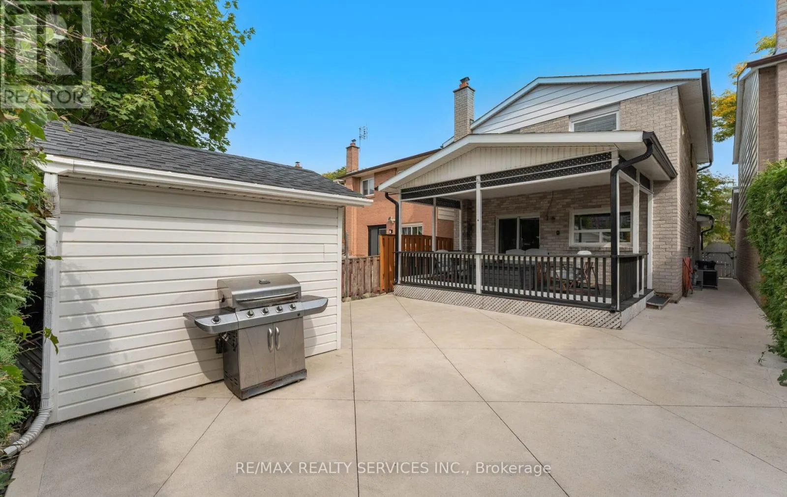 39 AUTUMN GLEN CIRCLE