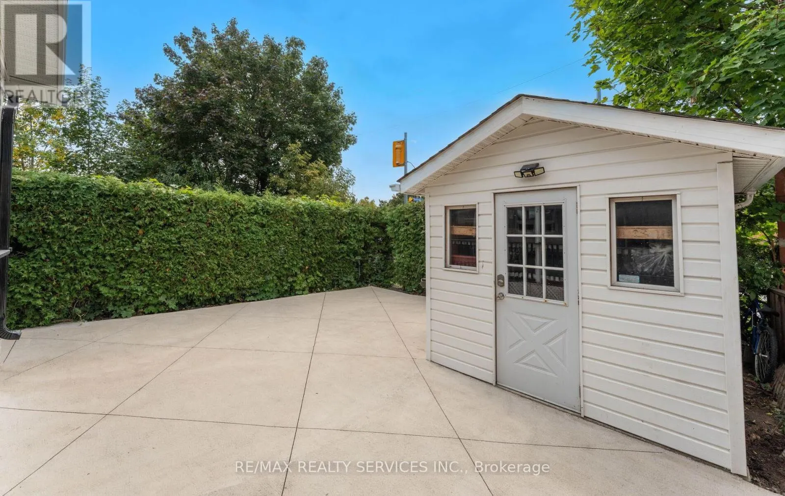 39 AUTUMN GLEN CIRCLE