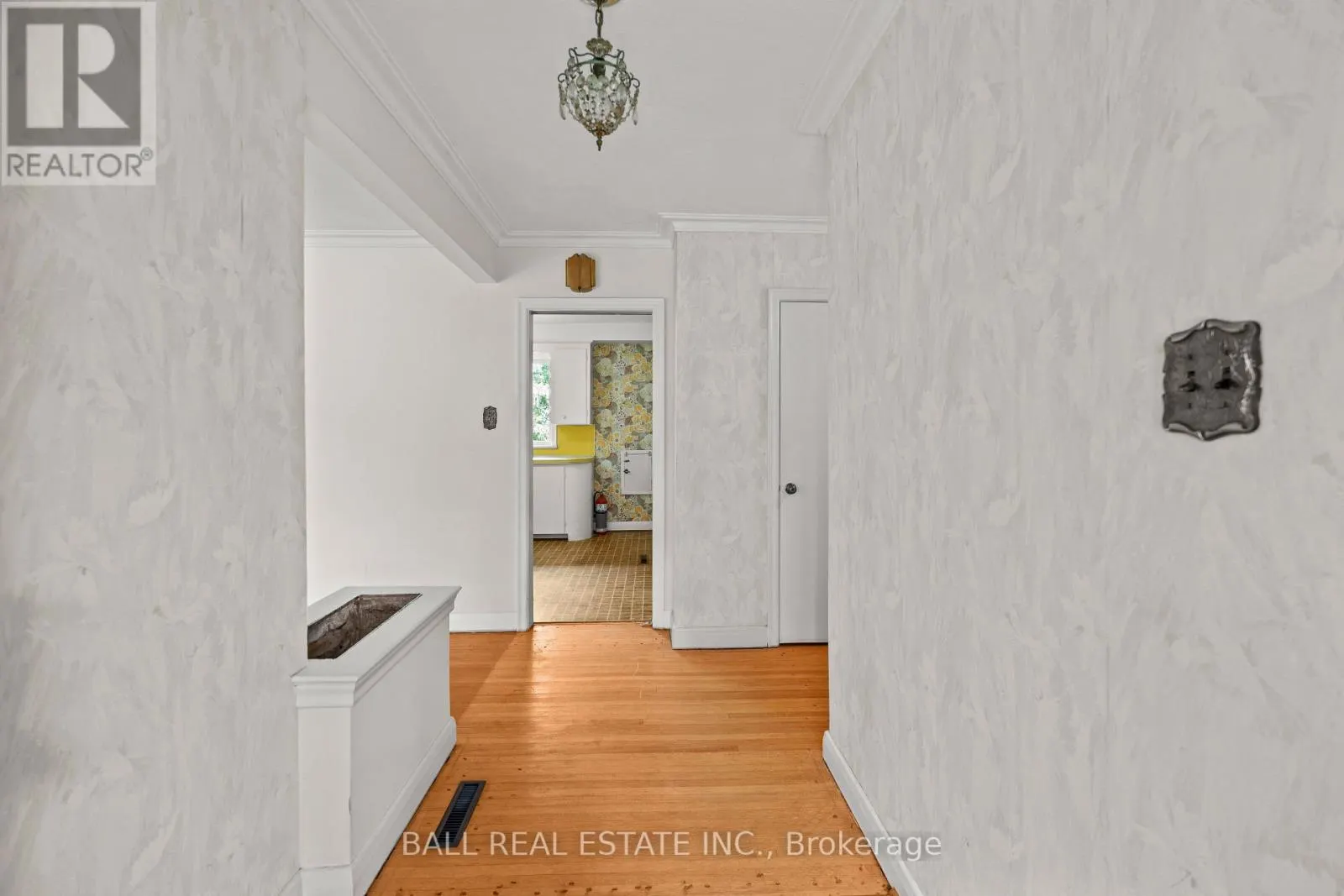 1431 LOCHLIN TRAIL