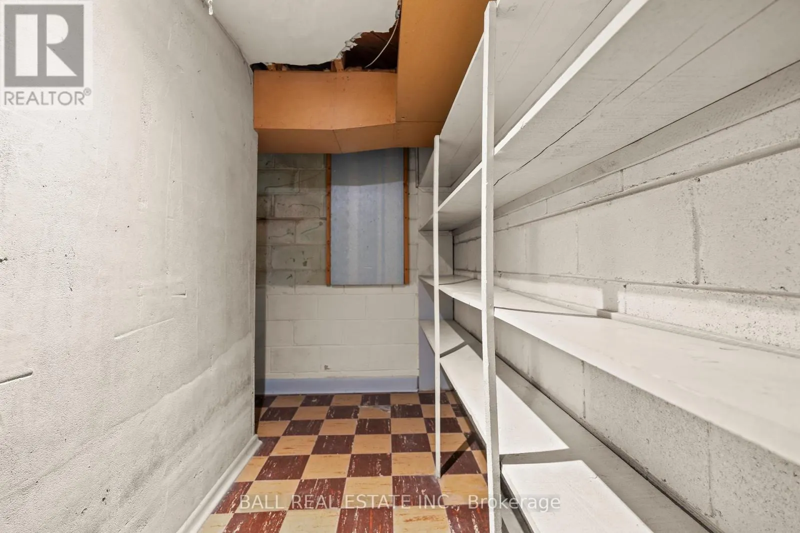 1431 LOCHLIN TRAIL