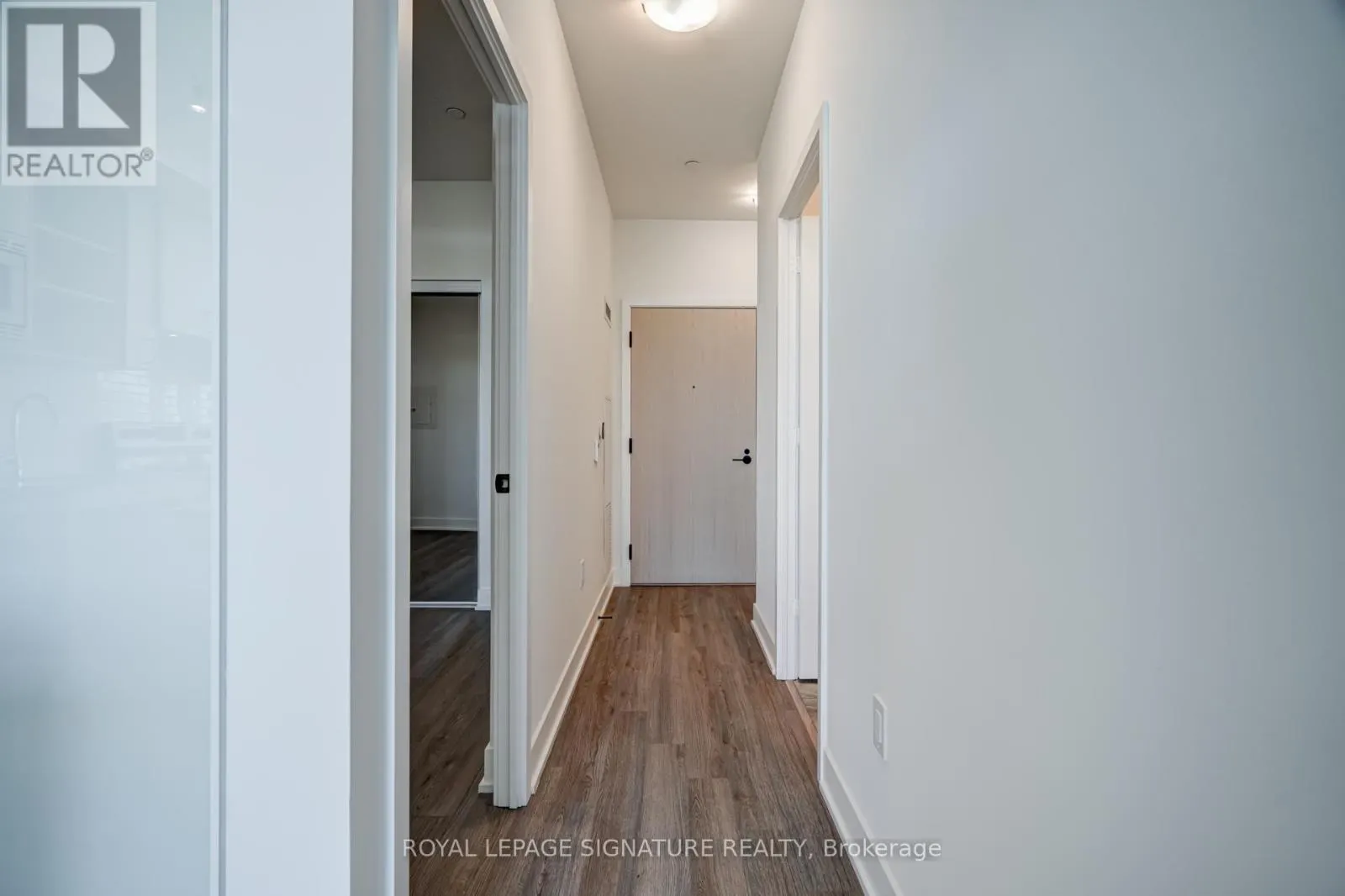 322 - 60 GEORGE BUTCHART DRIVE