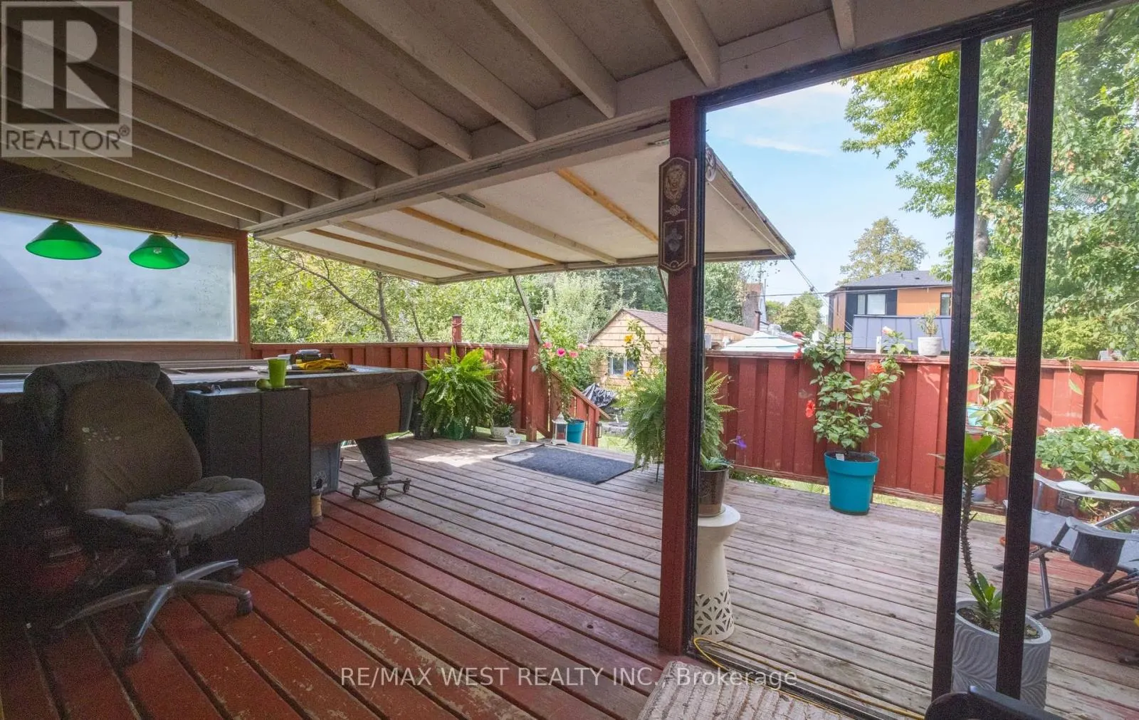 62 ALLENBY AVENUE