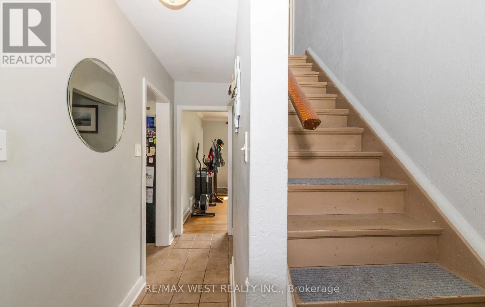 62 ALLENBY AVENUE