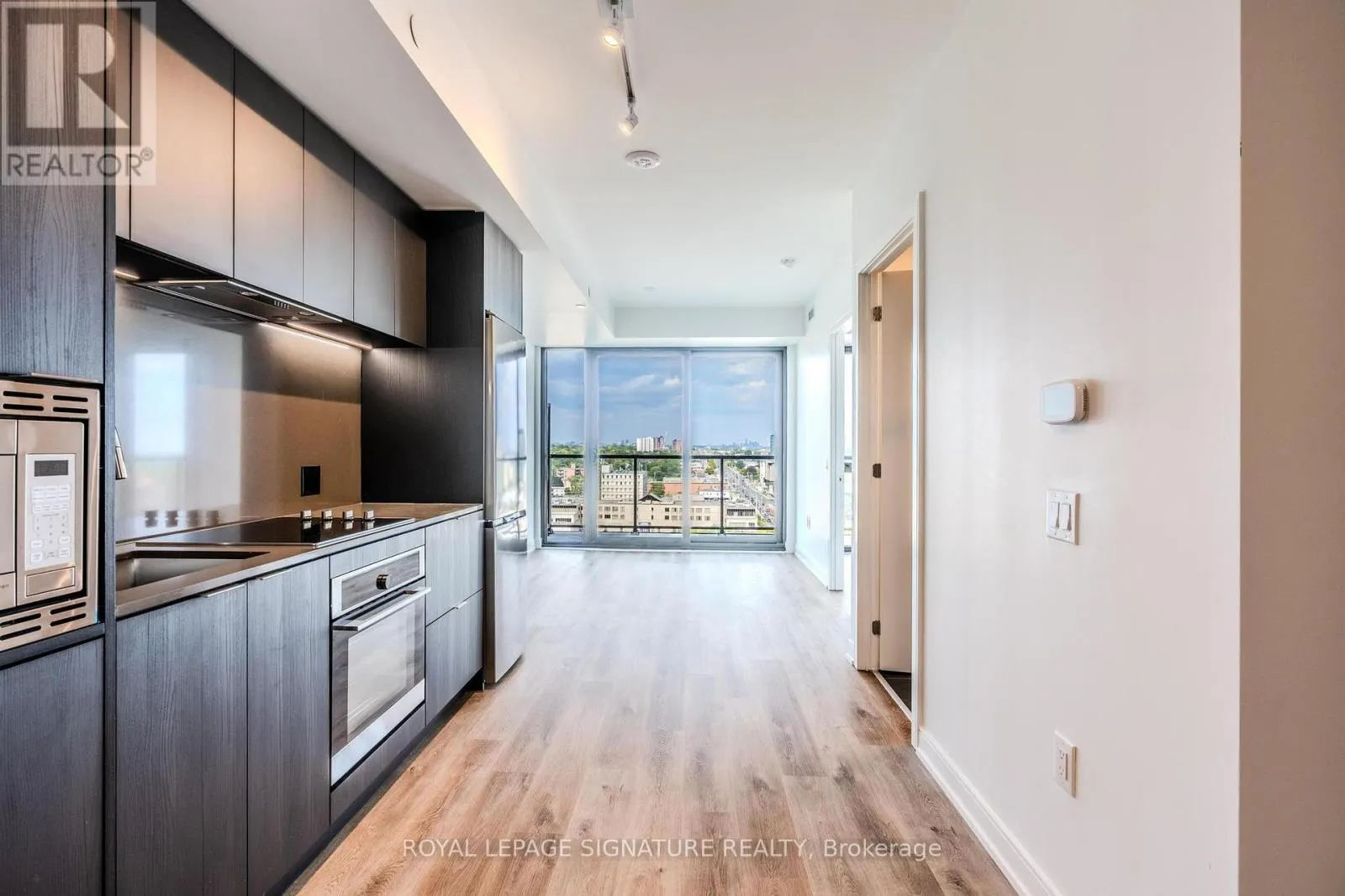 1202 - 3009 NOVAR ROAD