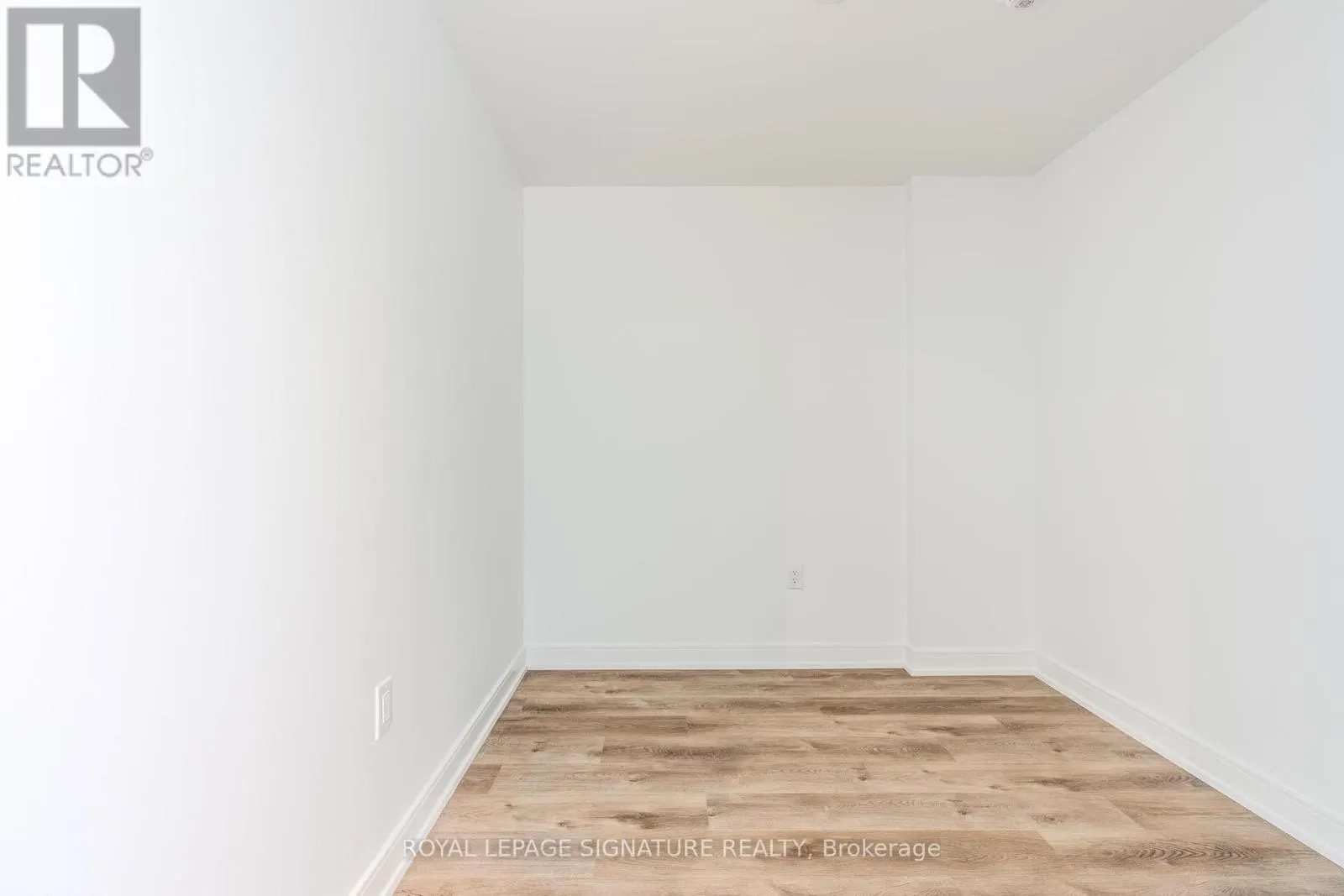1202 - 3009 NOVAR ROAD