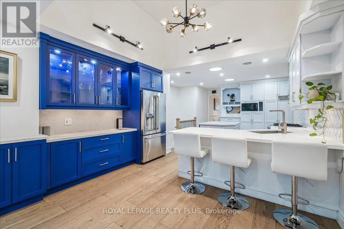 409 RIVER SIDE DRIVE