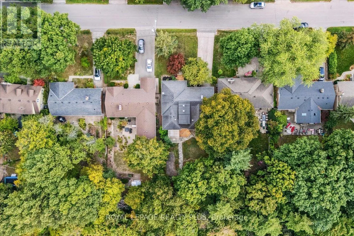 409 RIVER SIDE DRIVE