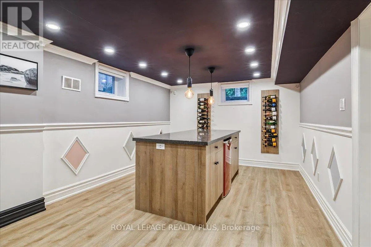 409 RIVER SIDE DRIVE