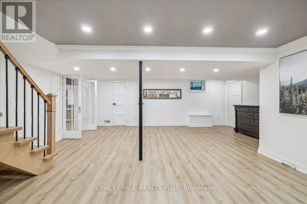 409 RIVER SIDE DRIVE