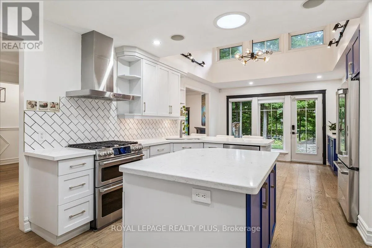 409 RIVER SIDE DRIVE