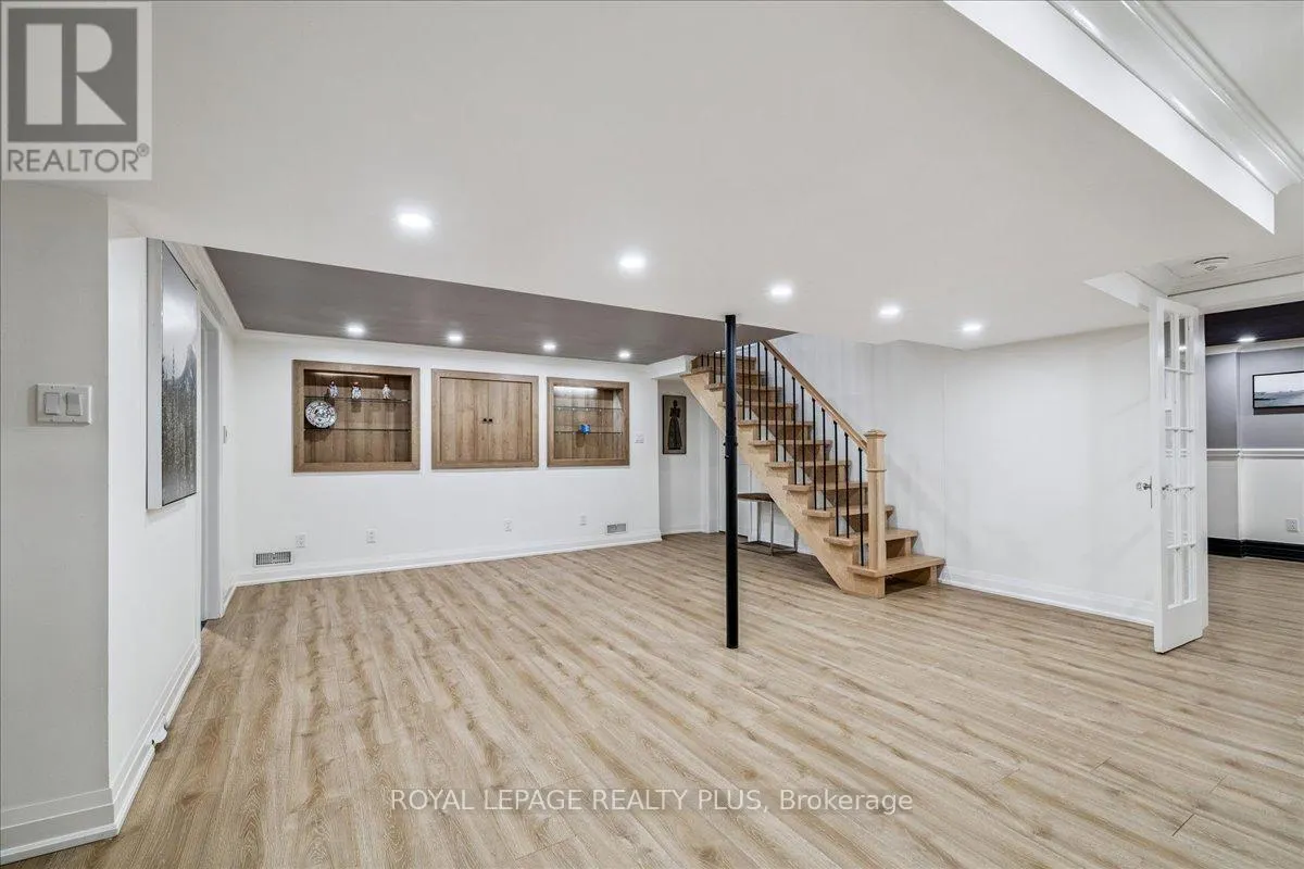 409 RIVER SIDE DRIVE