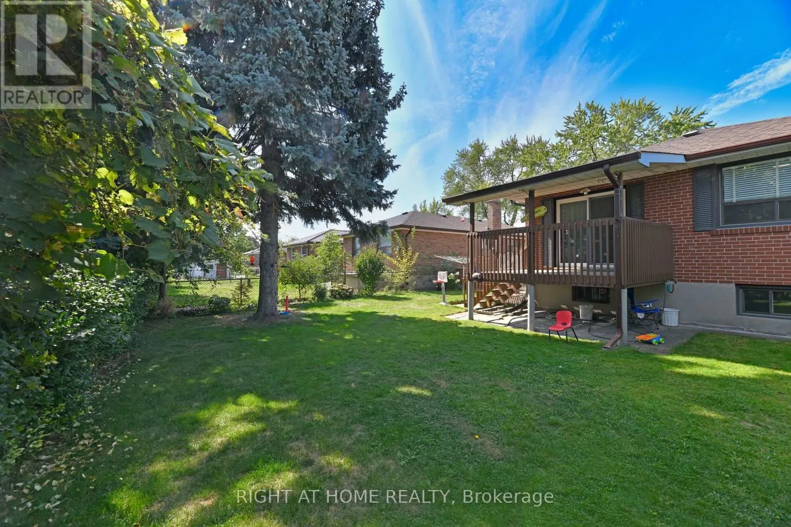 1033 ISLINGTON AVENUE