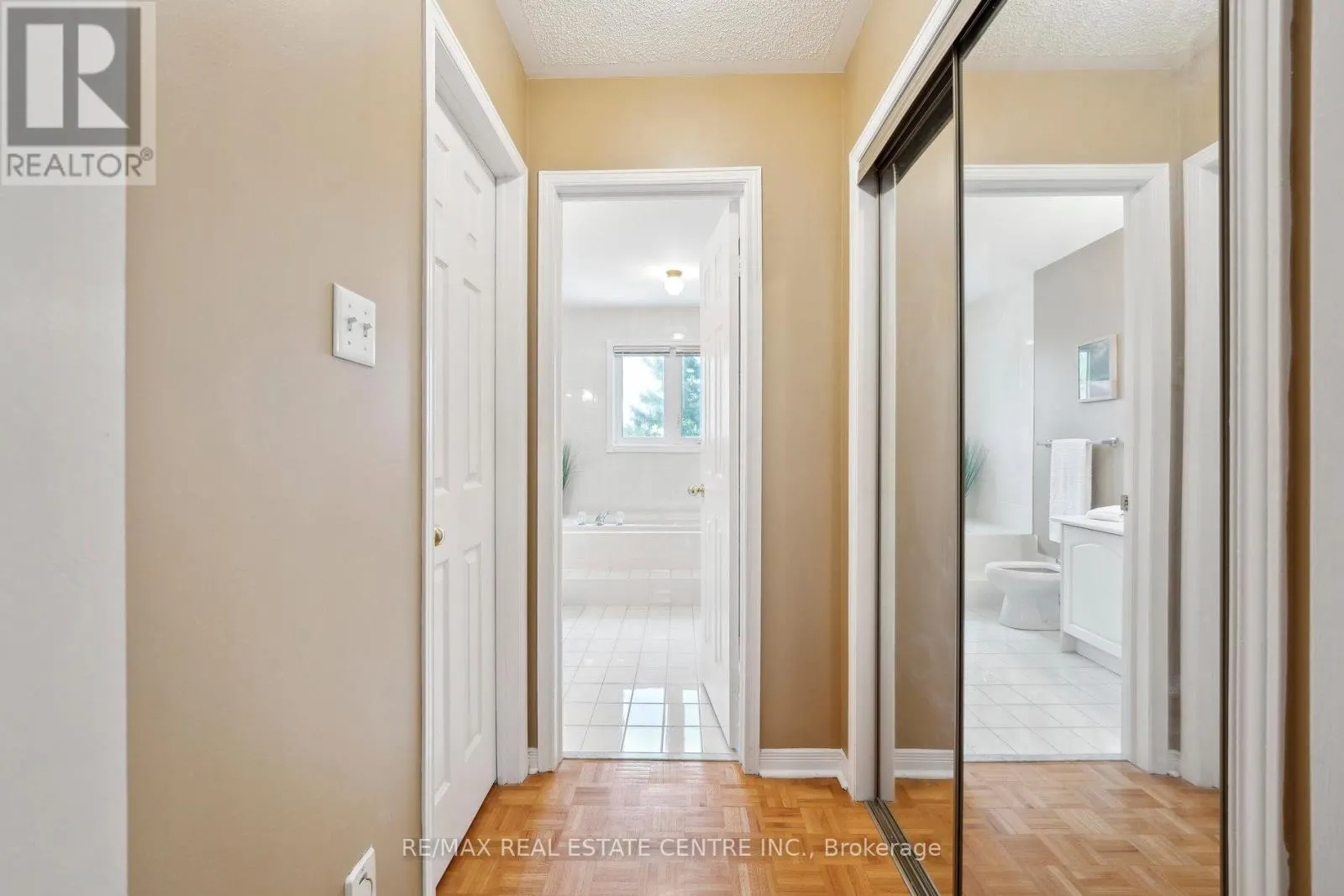 56 CANARVAN COURT