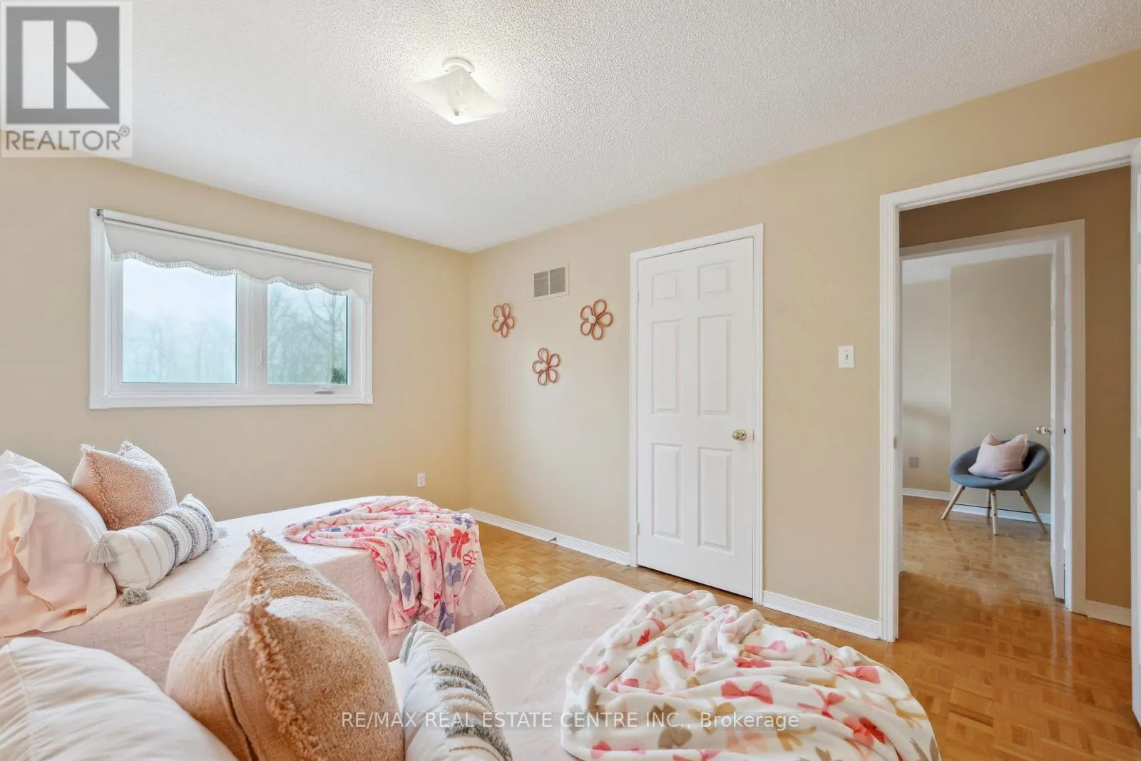56 CANARVAN COURT