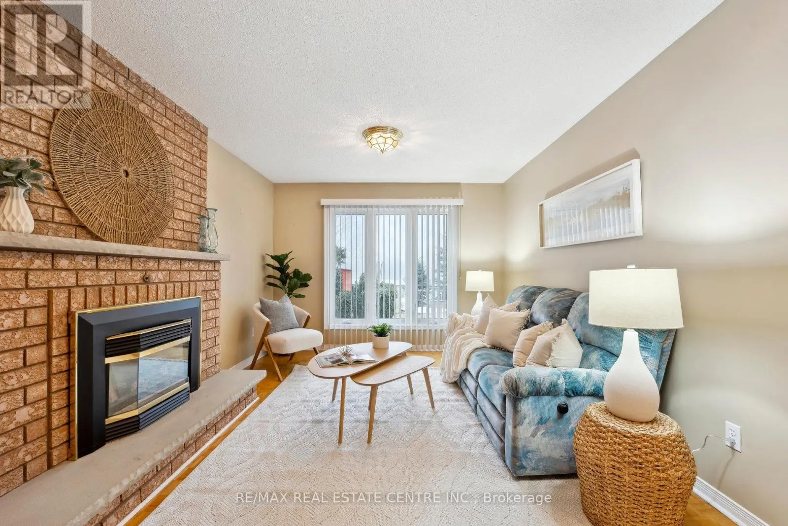 56 CANARVAN COURT