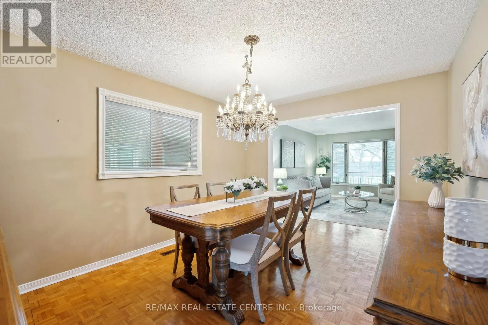 56 CANARVAN COURT
