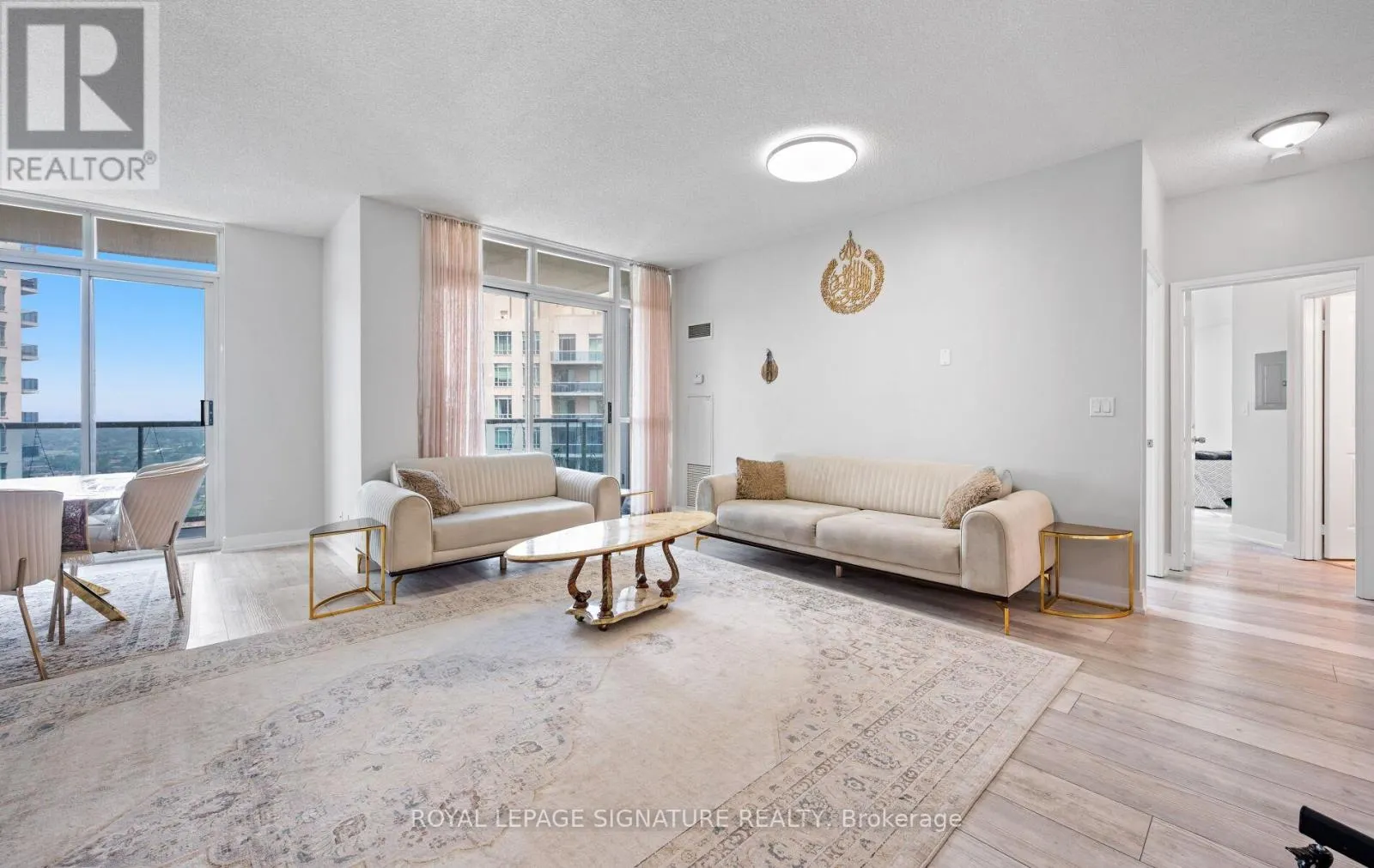 2501 - 70 ABSOLUTE AVENUE