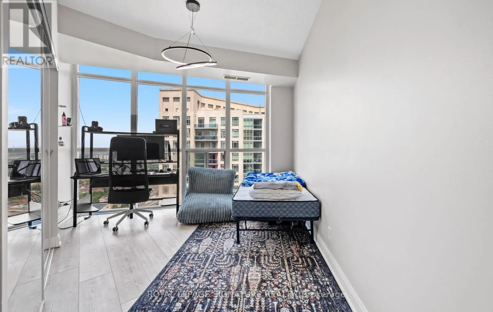 2501 - 70 ABSOLUTE AVENUE