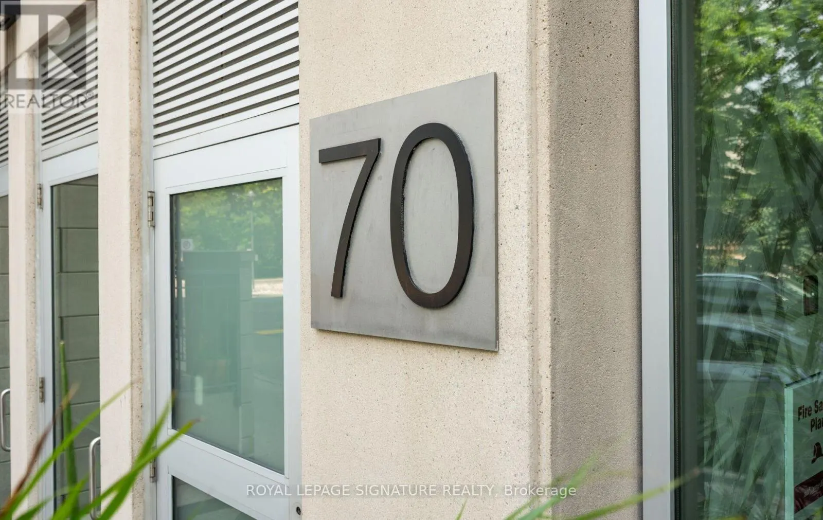 2501 - 70 ABSOLUTE AVENUE