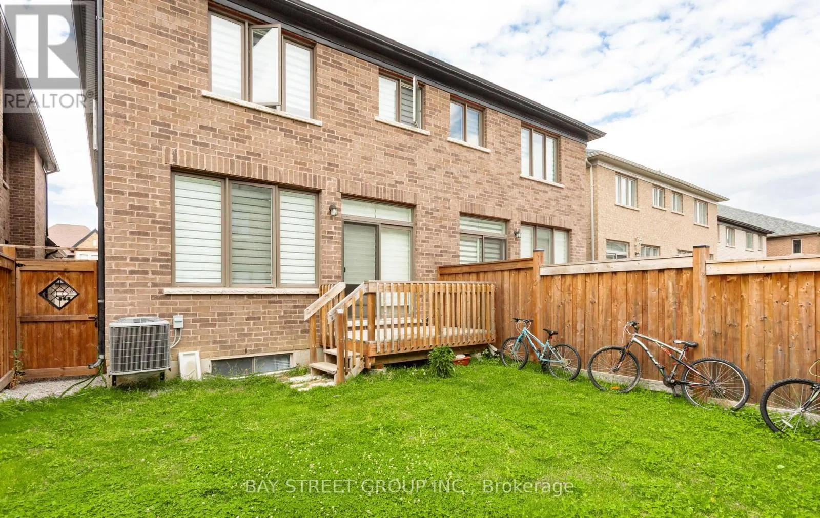 482 PARENT PLACE