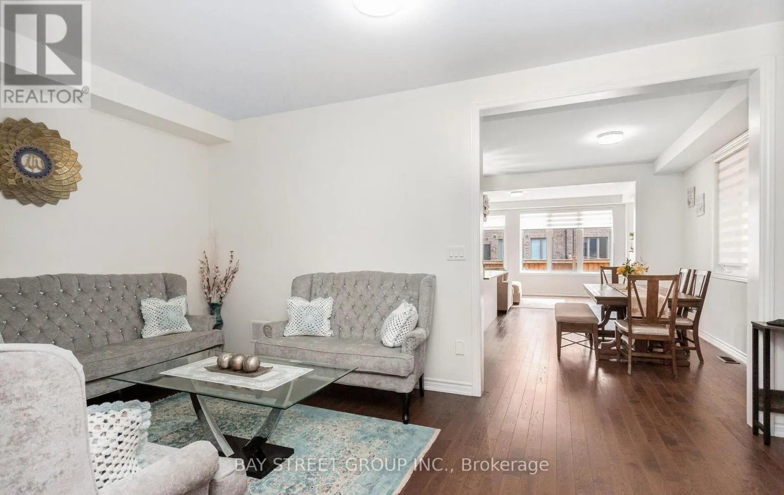 482 PARENT PLACE