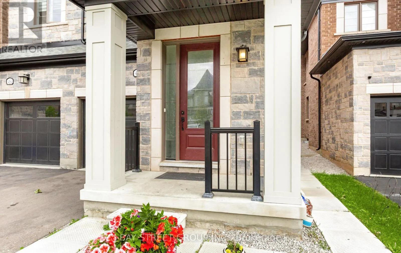 482 PARENT PLACE