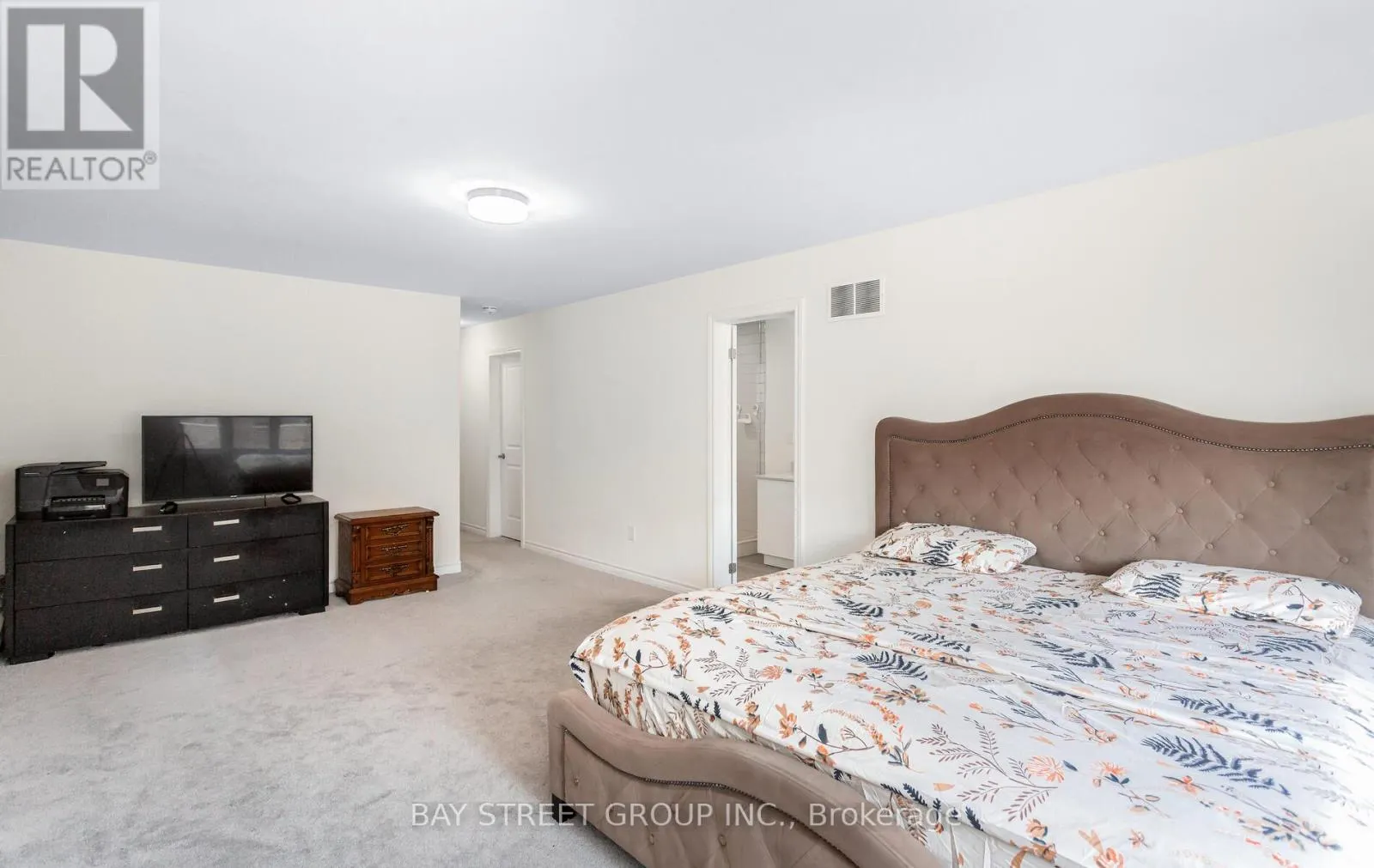 482 PARENT PLACE