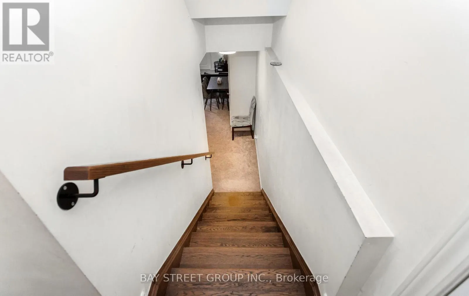482 PARENT PLACE