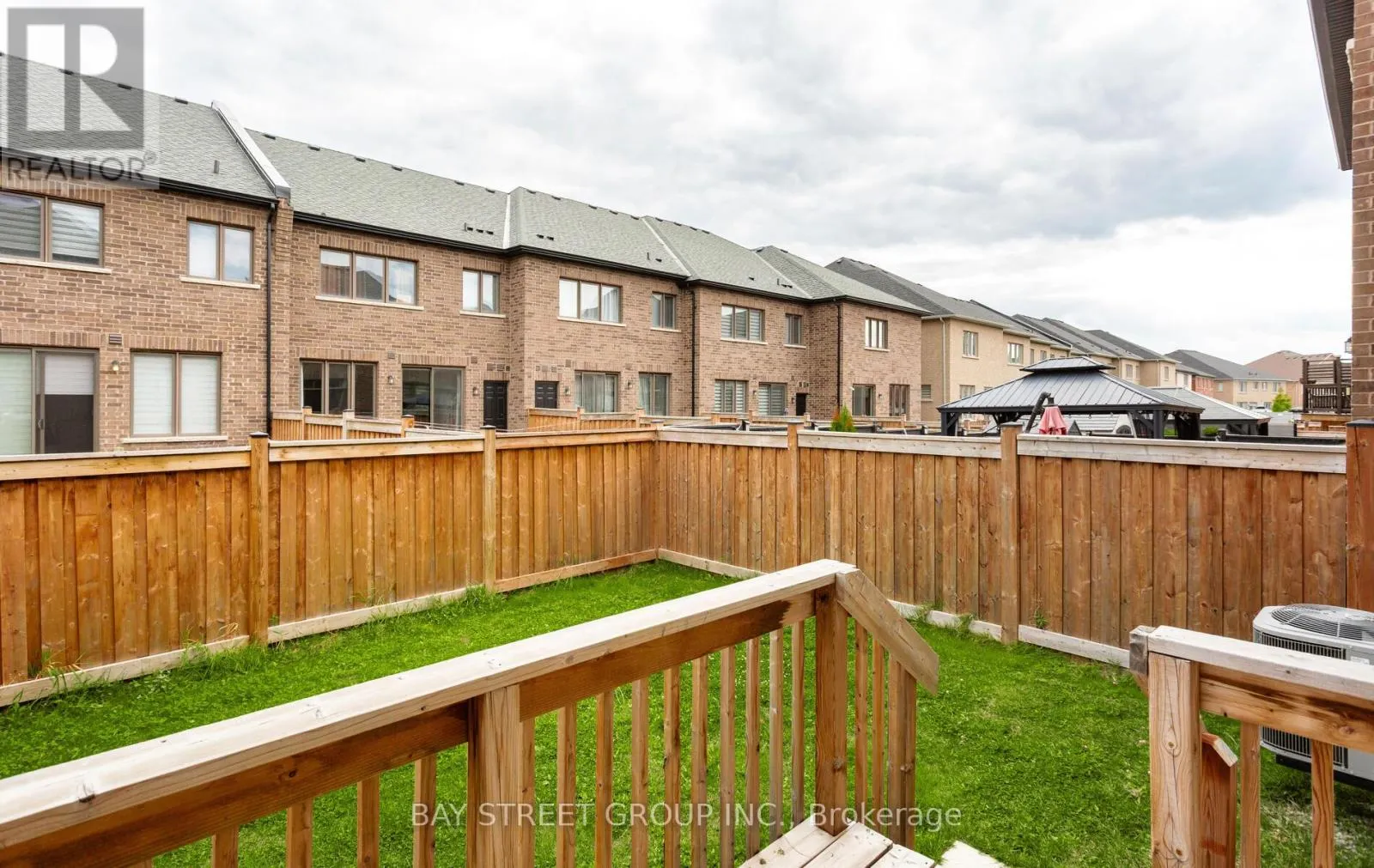 482 PARENT PLACE