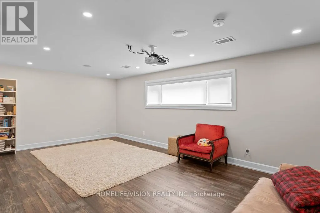 10 MAJESTIC COURT