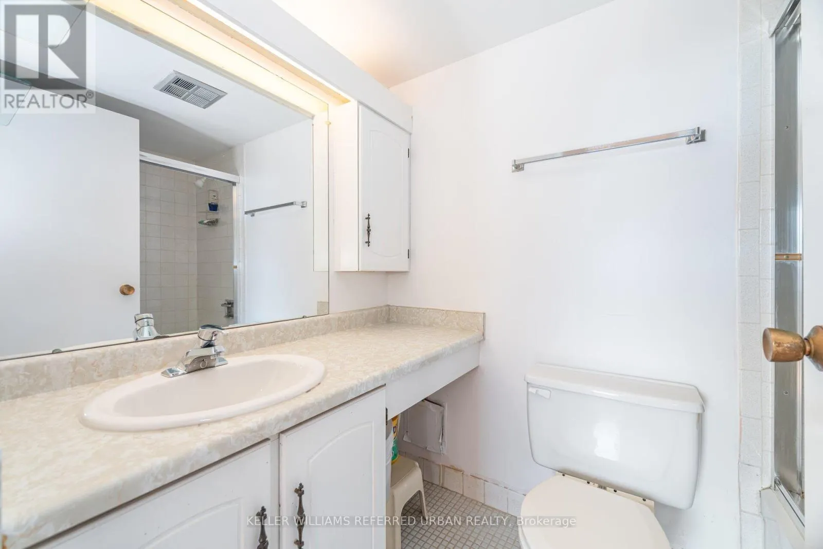 404 - 1515 LAKESHORE ROAD E