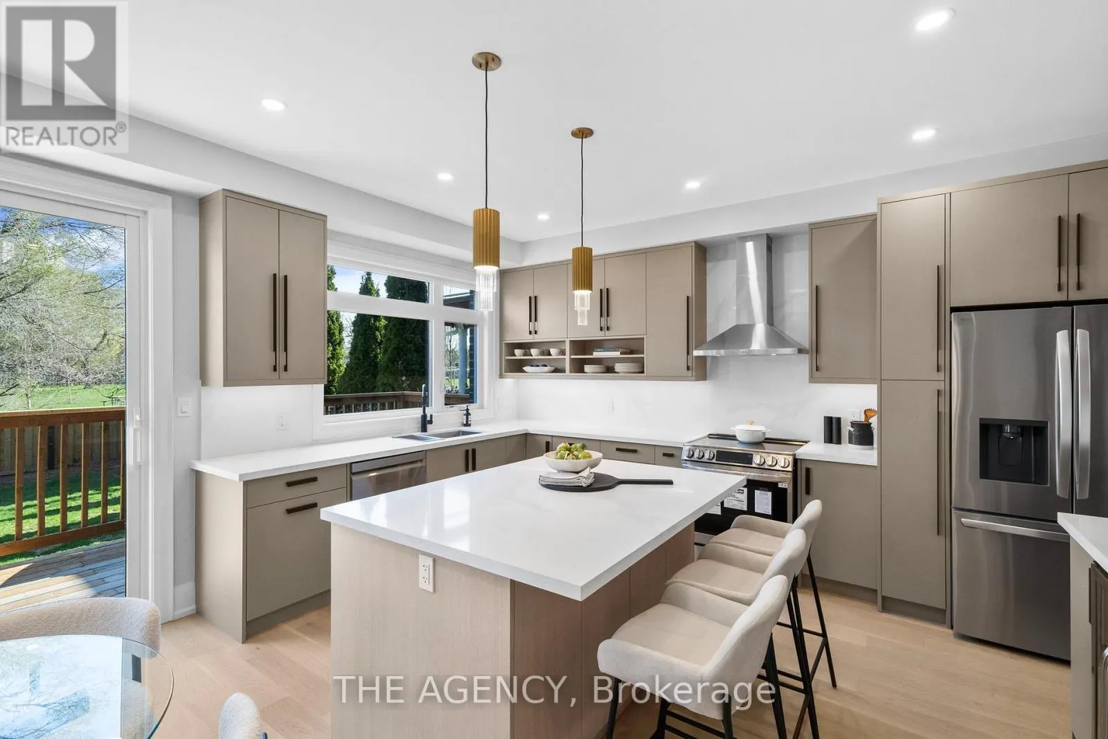 41 ST ANDREWS BOULEVARD