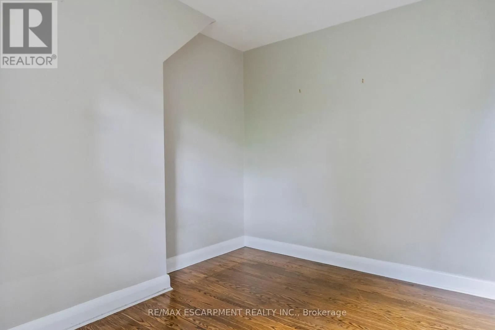330 POPLAR DRIVE