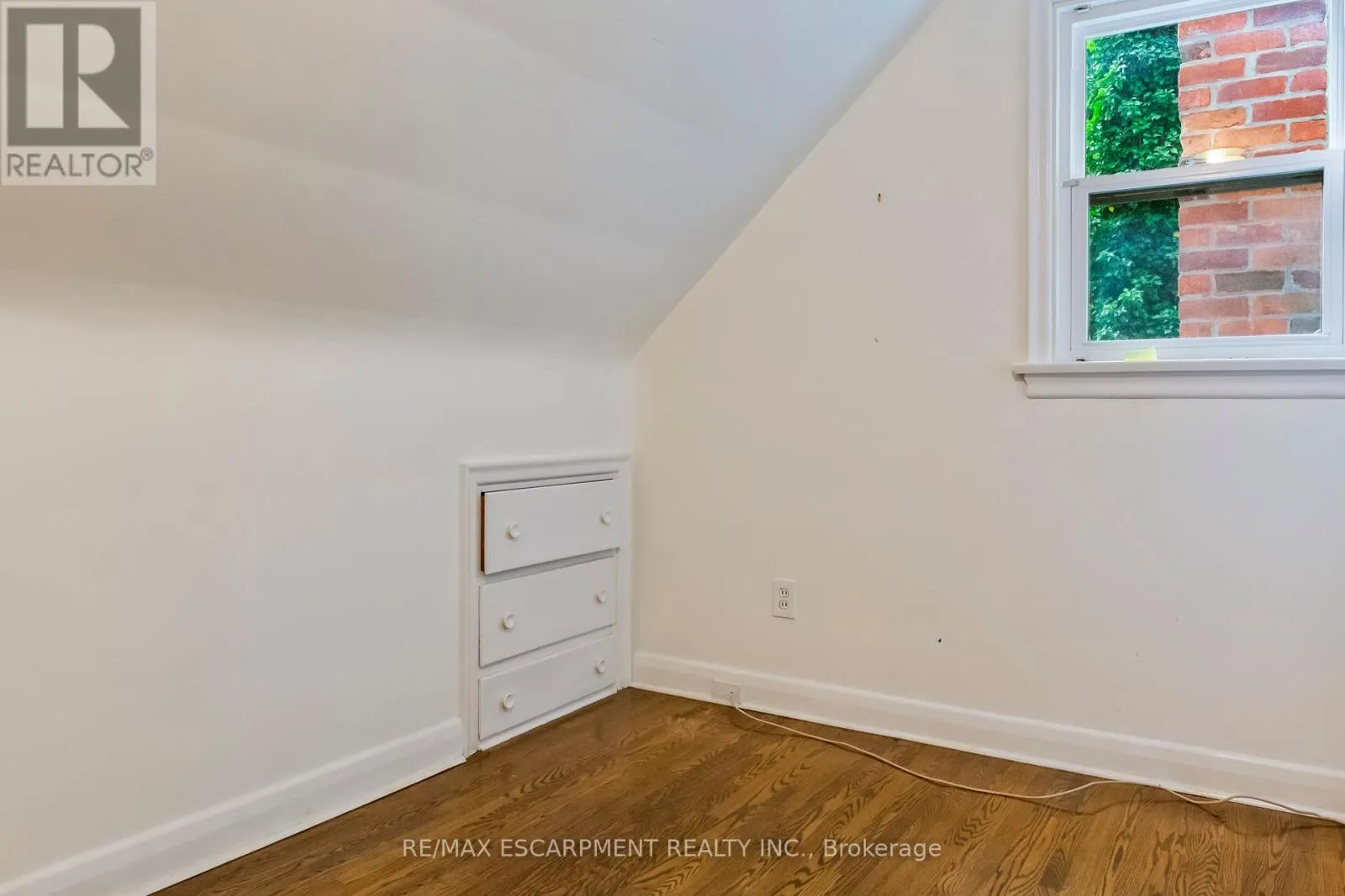 330 POPLAR DRIVE