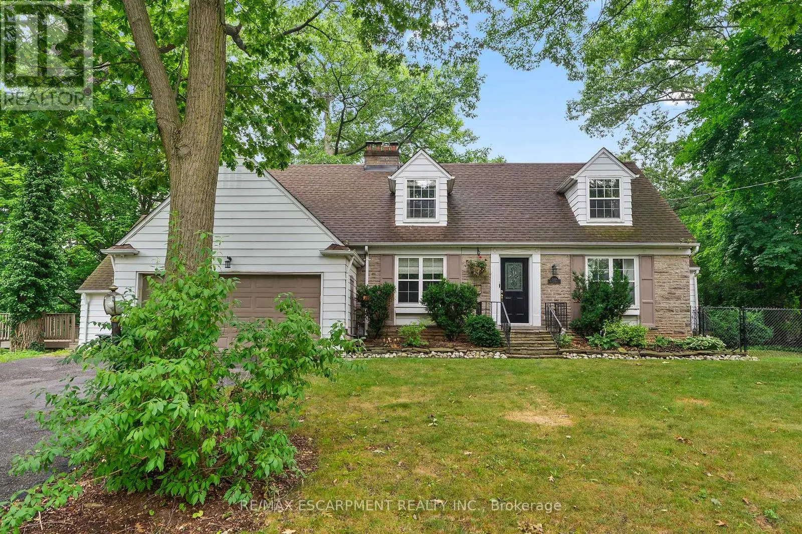 330 POPLAR DRIVE
