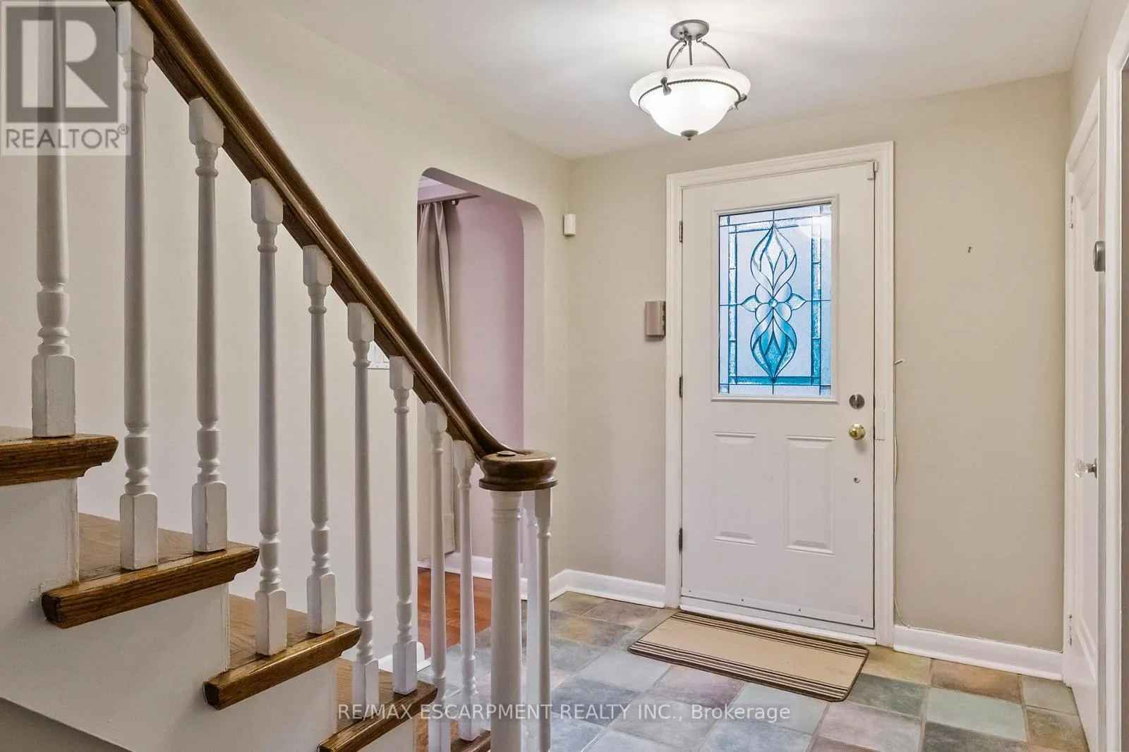 330 POPLAR DRIVE