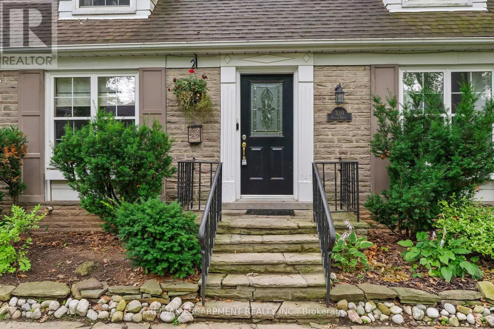 330 POPLAR DRIVE